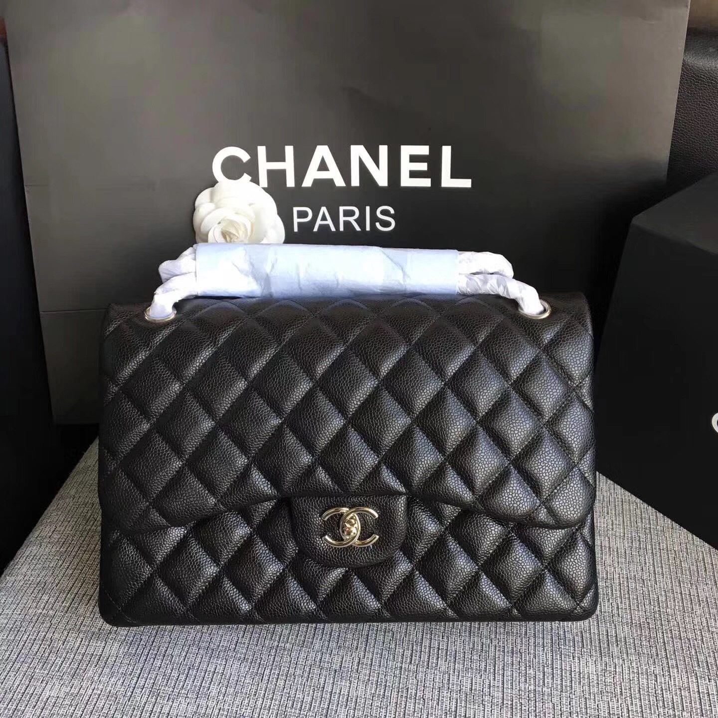 Chanel caviar leather flap bag 30CM-CH50170