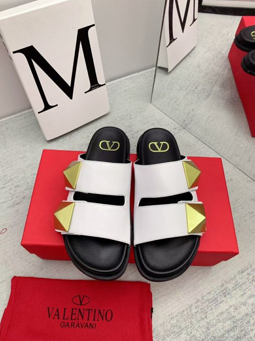 Valentino Sandals-SH52626 [SH52626] - $126.00USD : mybag, mirror image ...